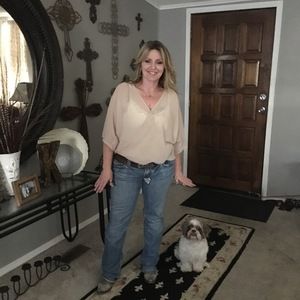 Meet your Posher, Kelly